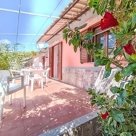 Resi By Interhome Apartmán Tanaunella