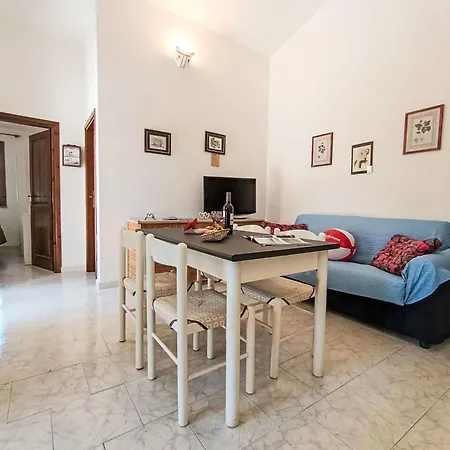 Resi By Interhome Apartmán Tanaunella