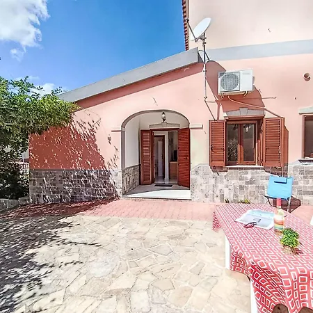 Resi By Interhome شقة *